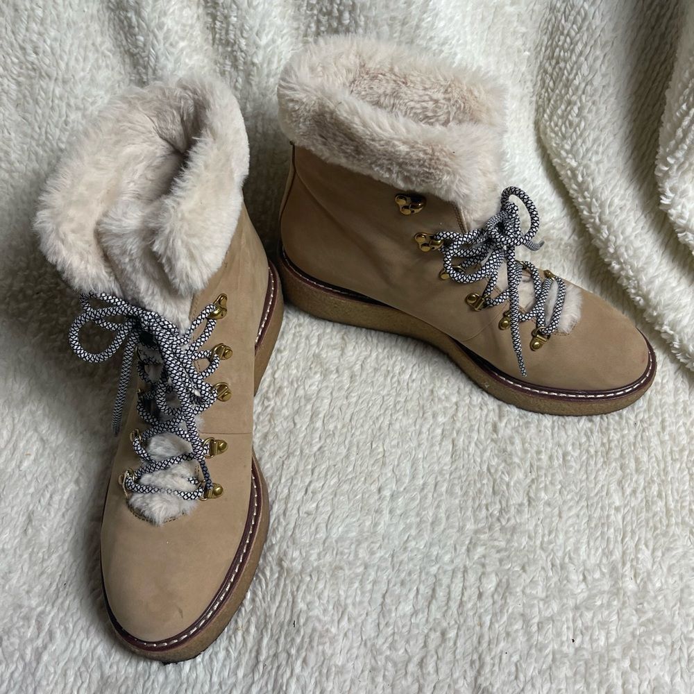 J Crew Wedged Synthetic Nubuck Khaki lace up boots Faux fur lining SZ10
